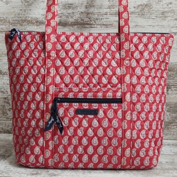 Vera Bradley Handbags - 🟧NWOT Vera Bradley Paisley Villager Tote
